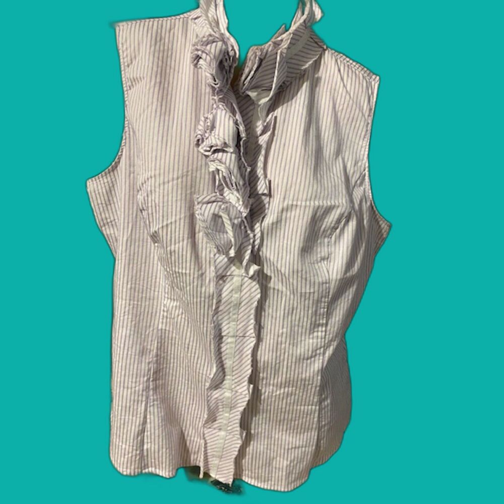 New York & Co Sleeveless Blouse Lg